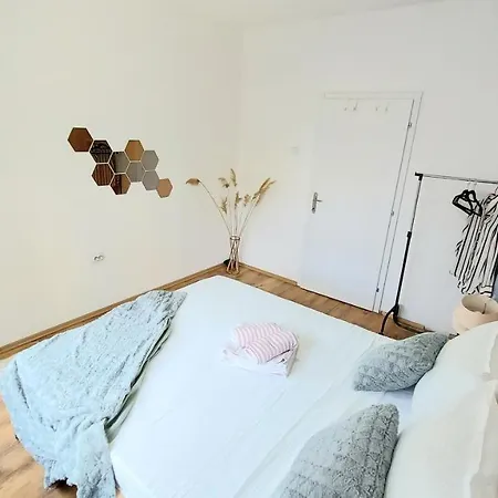 Inner Two Bedroom Apartamento *