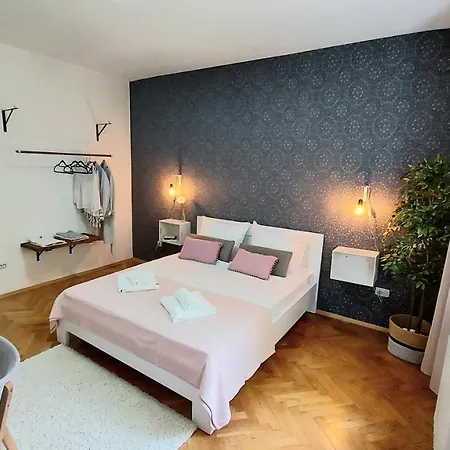 Апартаменты Inner Two Bedroom Скопье