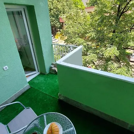Inner Two Bedroom Скопье