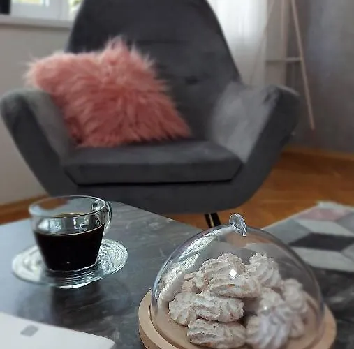 Apartment Inner Two Bedroom *