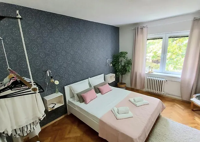 Inner Two Bedroom Appartement
